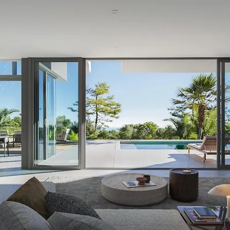 Aiva 4 Bedrooms Lux Villa
